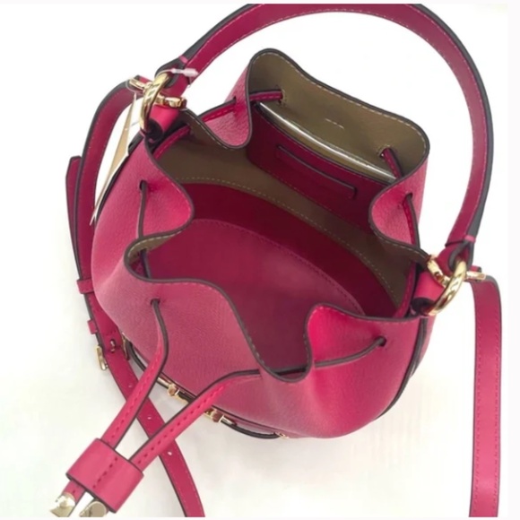 Michael Kors "Reed" Medium Bucket Messenger Crossbody Bag "Electric Pink" - Picture 7 of 8